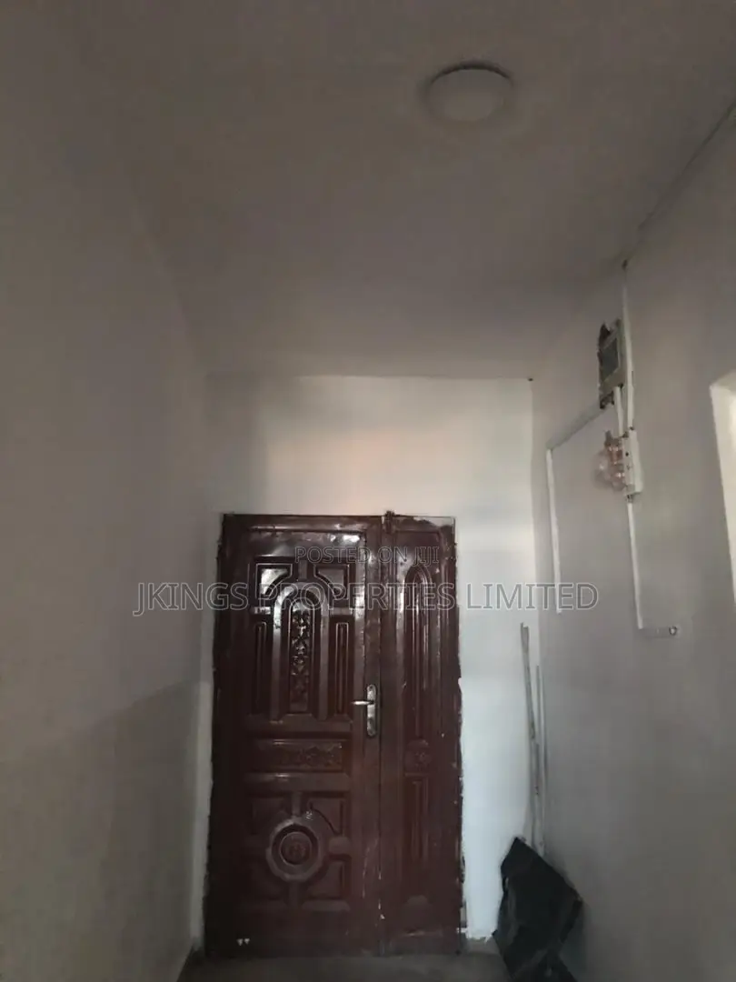 Mini Flat in Mushin for rent in Mushin