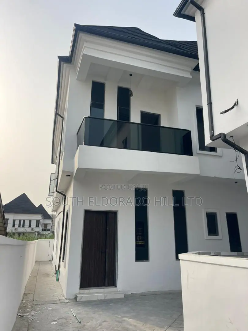 4bdrm Duplex in Osapa london for sale in Osapa london