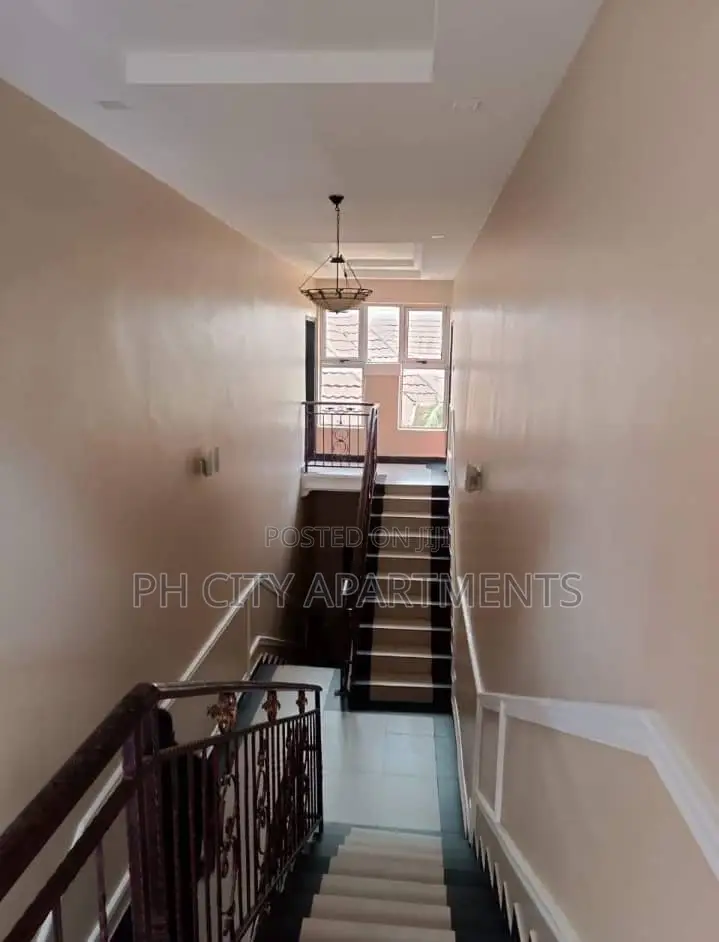 3bdrm Duplex in Shell Corperative, Port-Harcourt for rent in Port-Harcourt