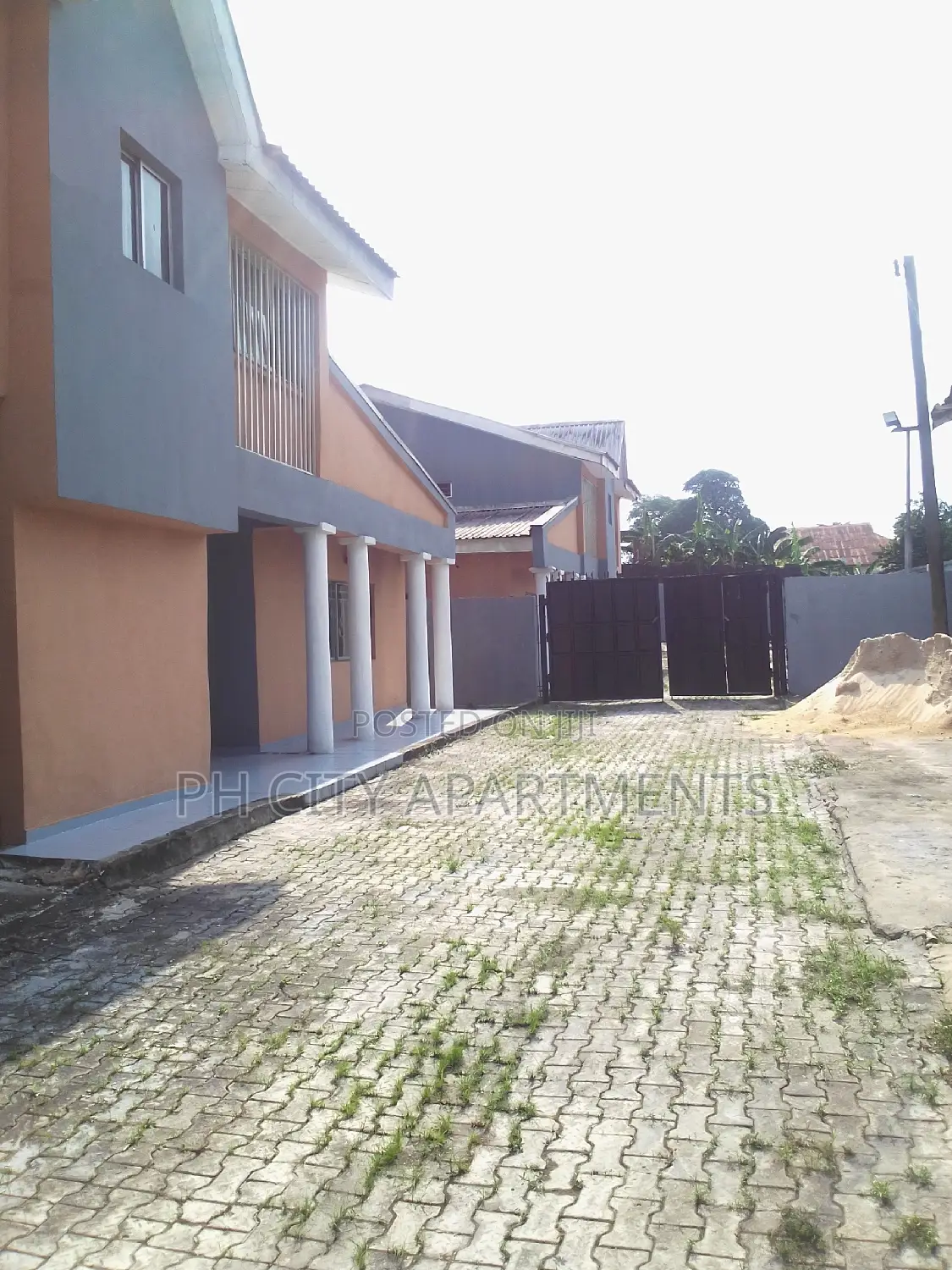 4bdrm Duplex in Old Gra Port for rent in GRA Phase 2 / Port-Harcourt