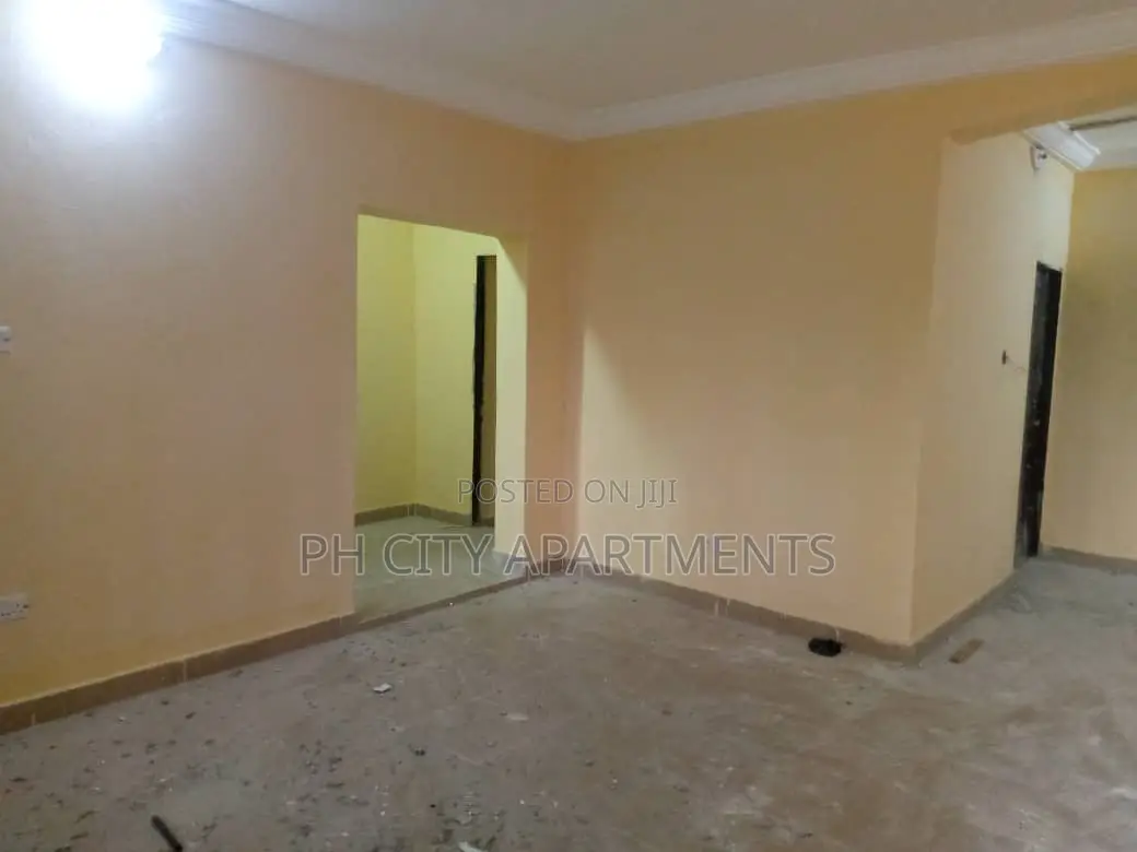 3bdrm Block of Flats in Eliozu for rent in Eliozu