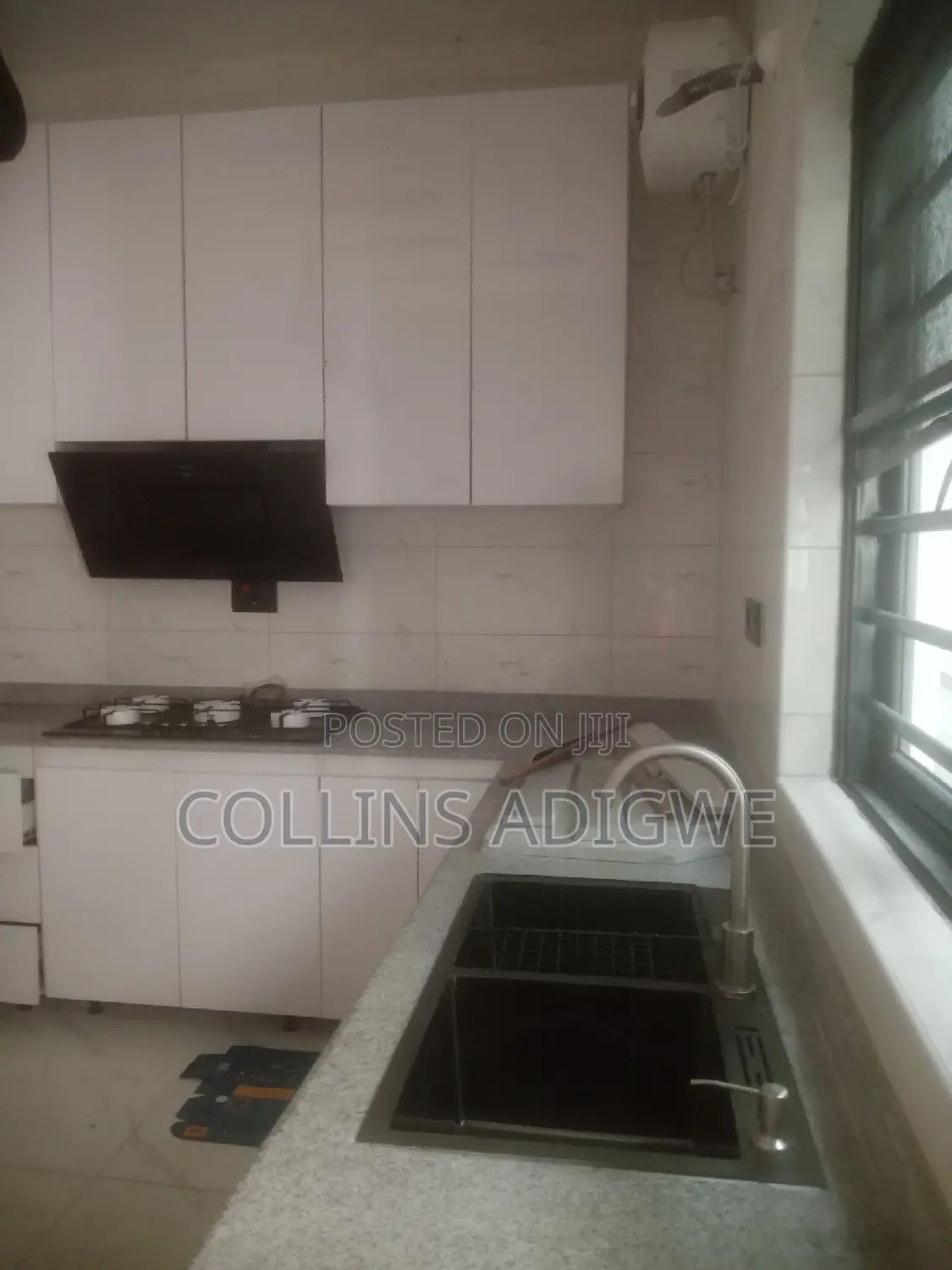 4bdrm Duplex in Divine Home, Thomas for sale in Thomas Estate