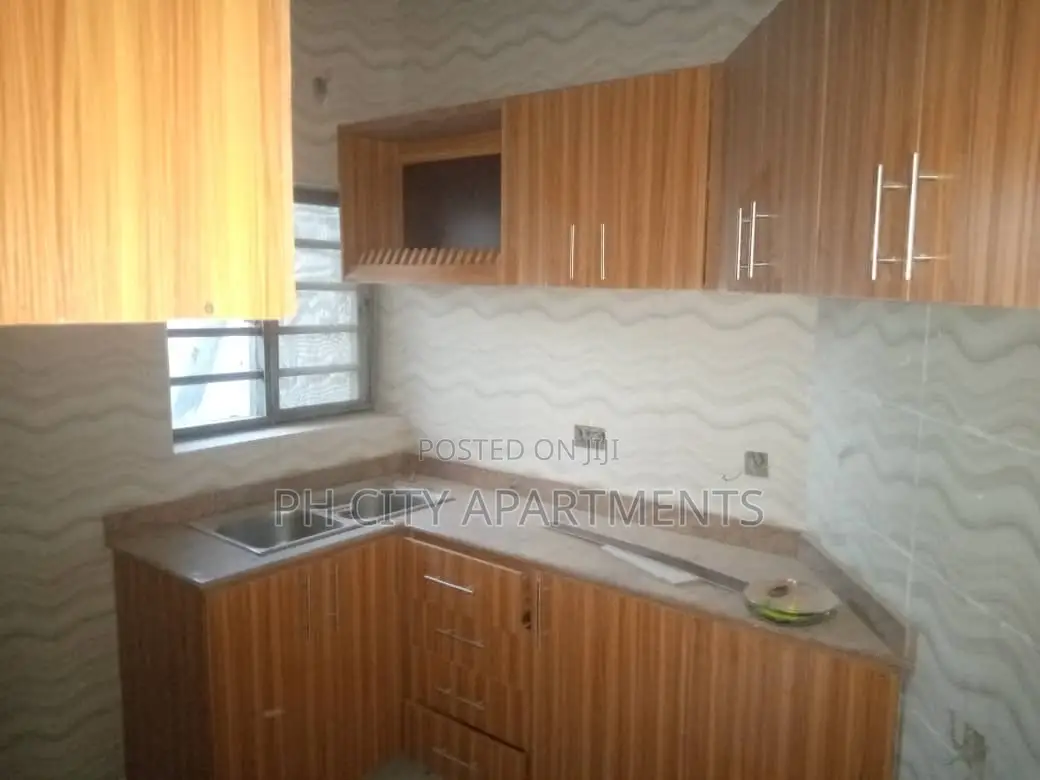 2bdrm Block of Flats in Shell Corperative, Port-Harcourt for rent in Port-Harcourt
