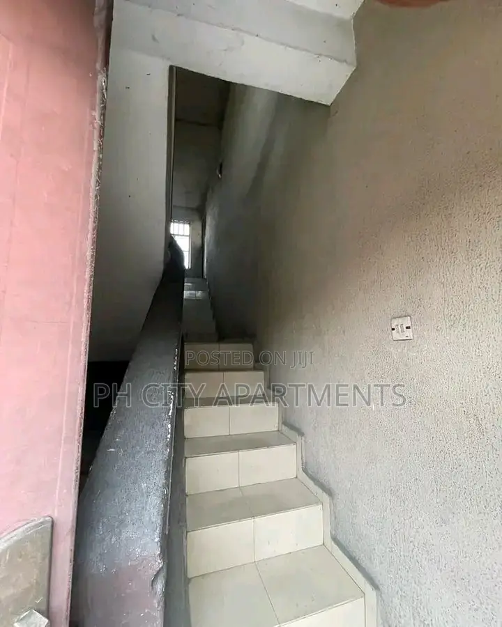 2bdrm Block of Flats in Port-Harcourt for sale in Port-Harcourt