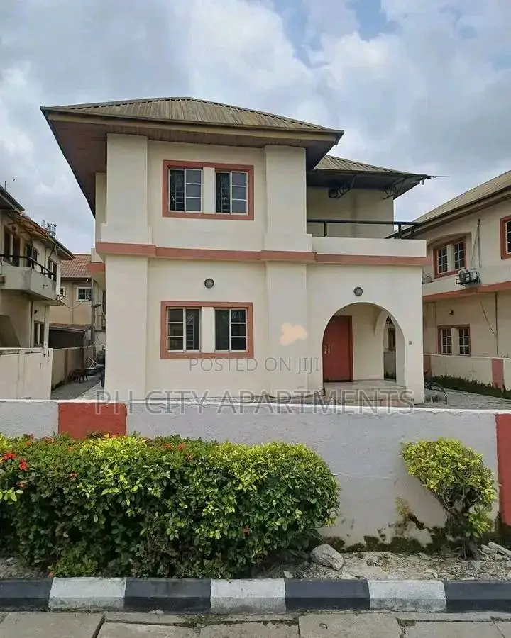 4bdrm Duplex in Port-Harcourt for sale in Port-Harcourt