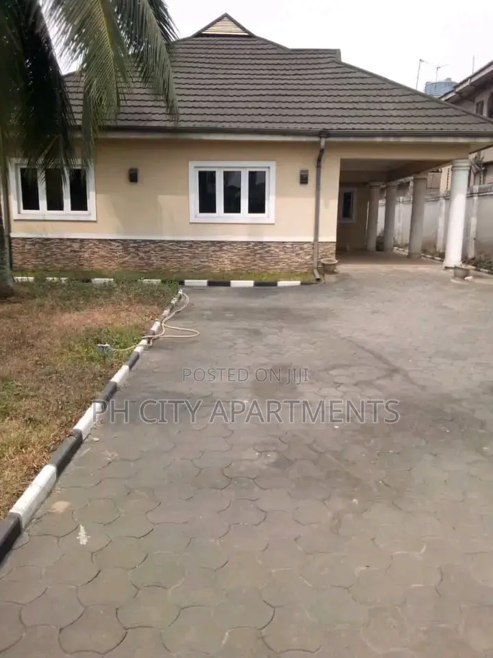 4bdrm Bungalow in Port-Harcourt for sale in Port-Harcourt