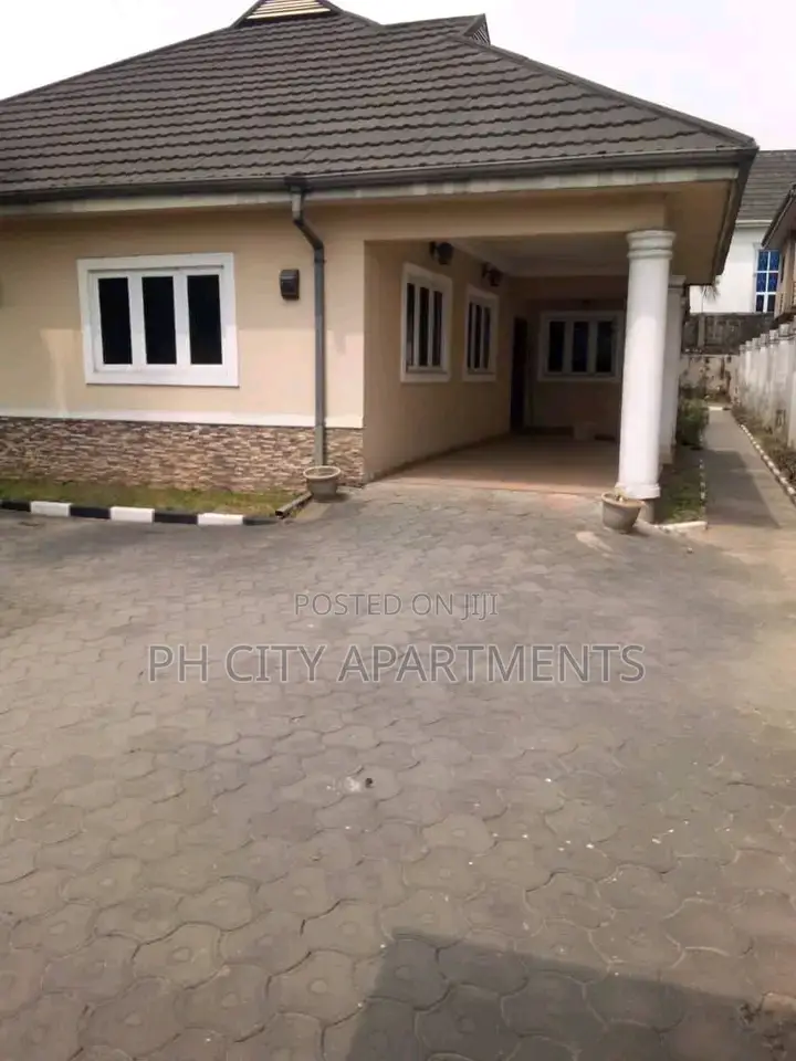 4bdrm Bungalow in Port-Harcourt for sale in Port-Harcourt