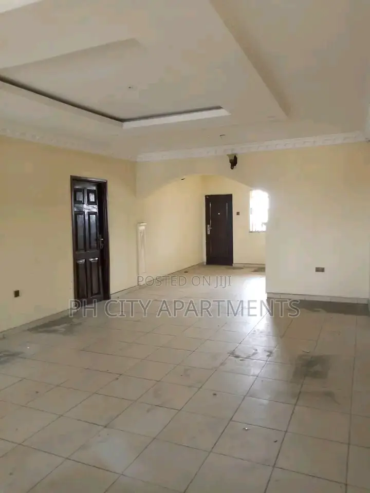 3bdrm Duplex in Shell Corperative, Port-Harcourt for sale in Port-Harcourt