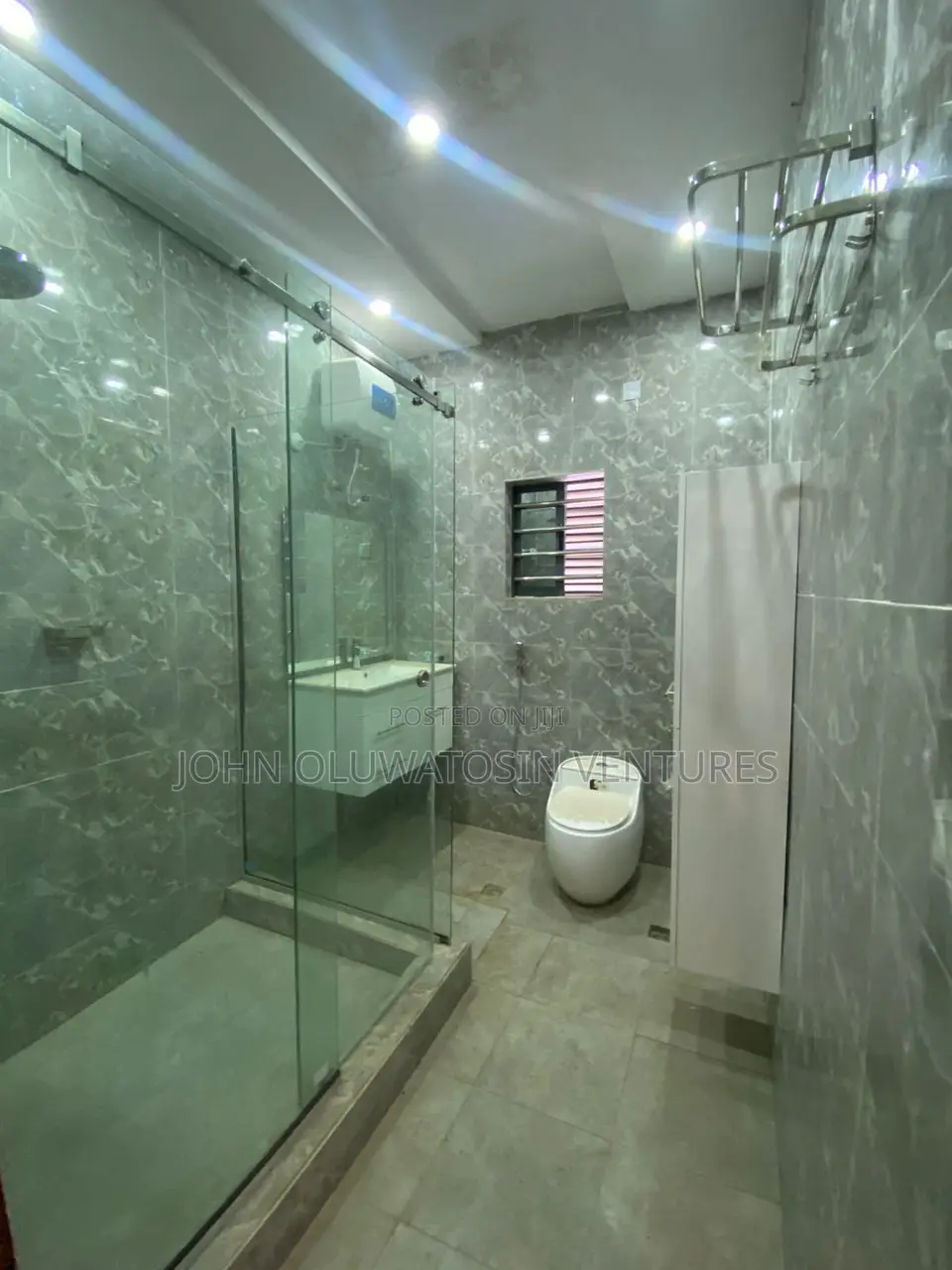 4bdrm Duplex in Kolapo Ishola Gra, Akobo for rent in Akobo