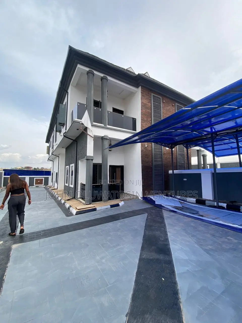 4bdrm Duplex in Kolapo Ishola Gra, Akobo for rent in Akobo