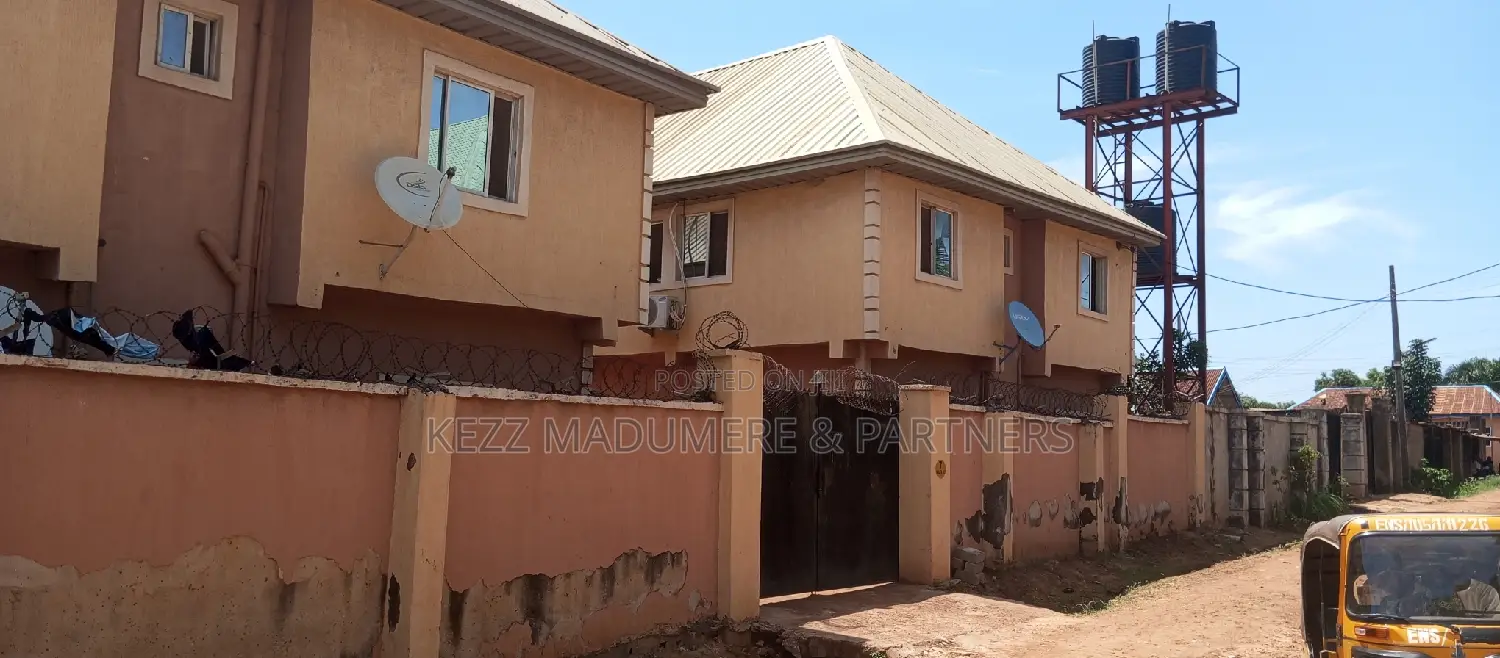 20bdrm Block of Flats in New Haven, Enugu , for sale in Enugu