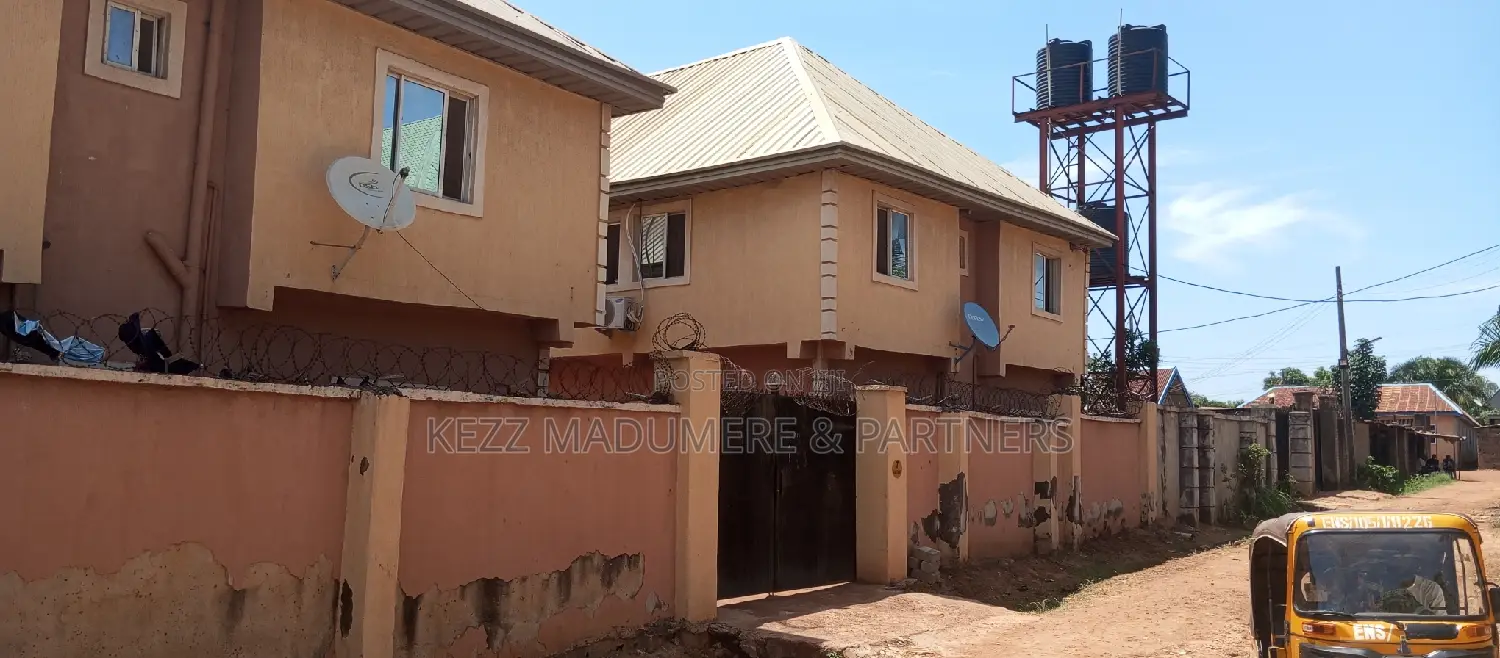 20bdrm Block of Flats in New Haven, Enugu , for sale in Enugu