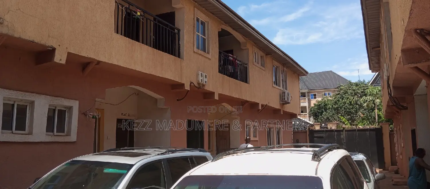 20bdrm Block of Flats in New Haven, Enugu , for sale in Enugu