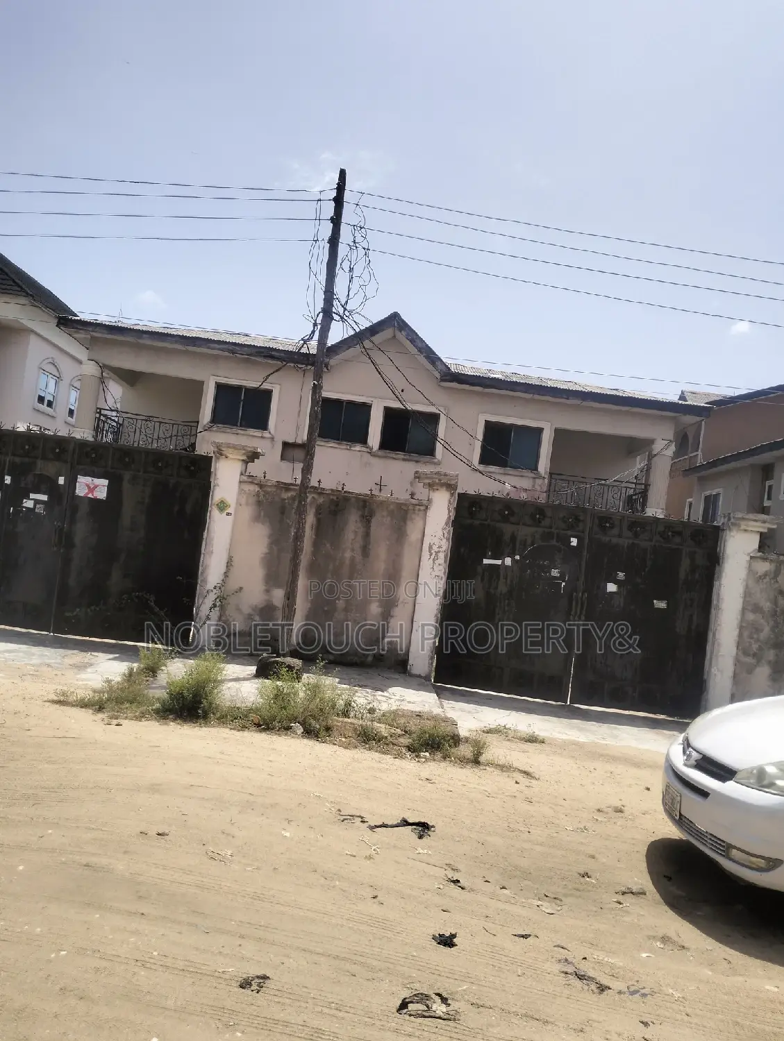 3bdrm Block of Flats in Amuwo Odofin Lagos for sale in Amuwo-Odofin
