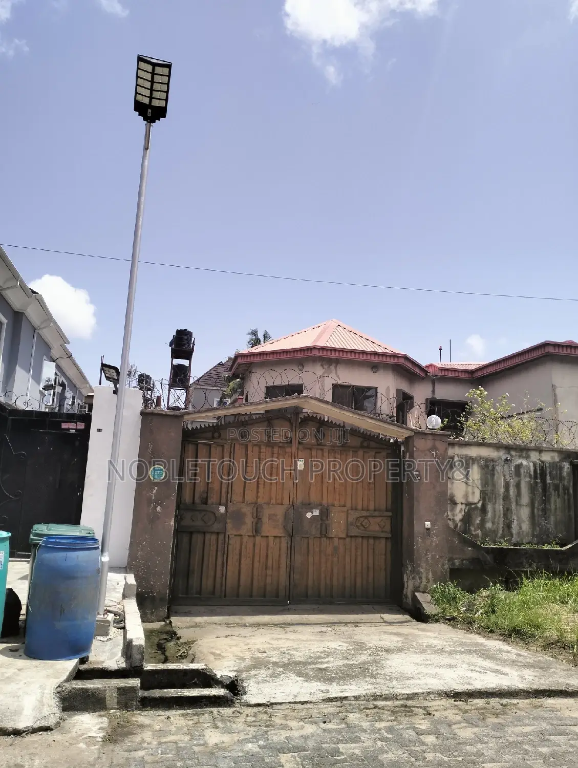5bdrm Duplex in Amuwo Odofin Lagos for sale in Amuwo-Odofin