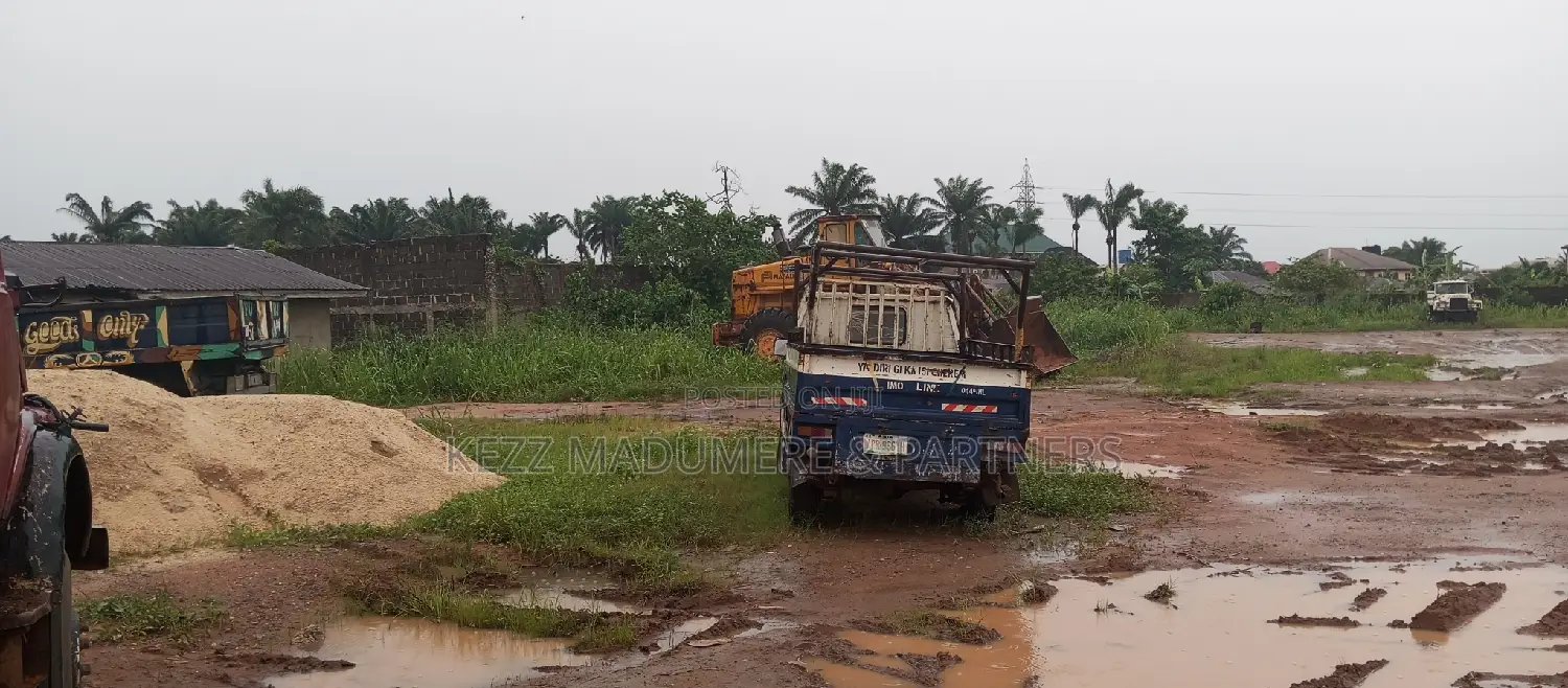 For Sale : 18 Fenced Plots by Osisioma Flyover in Osisioma Ngwa