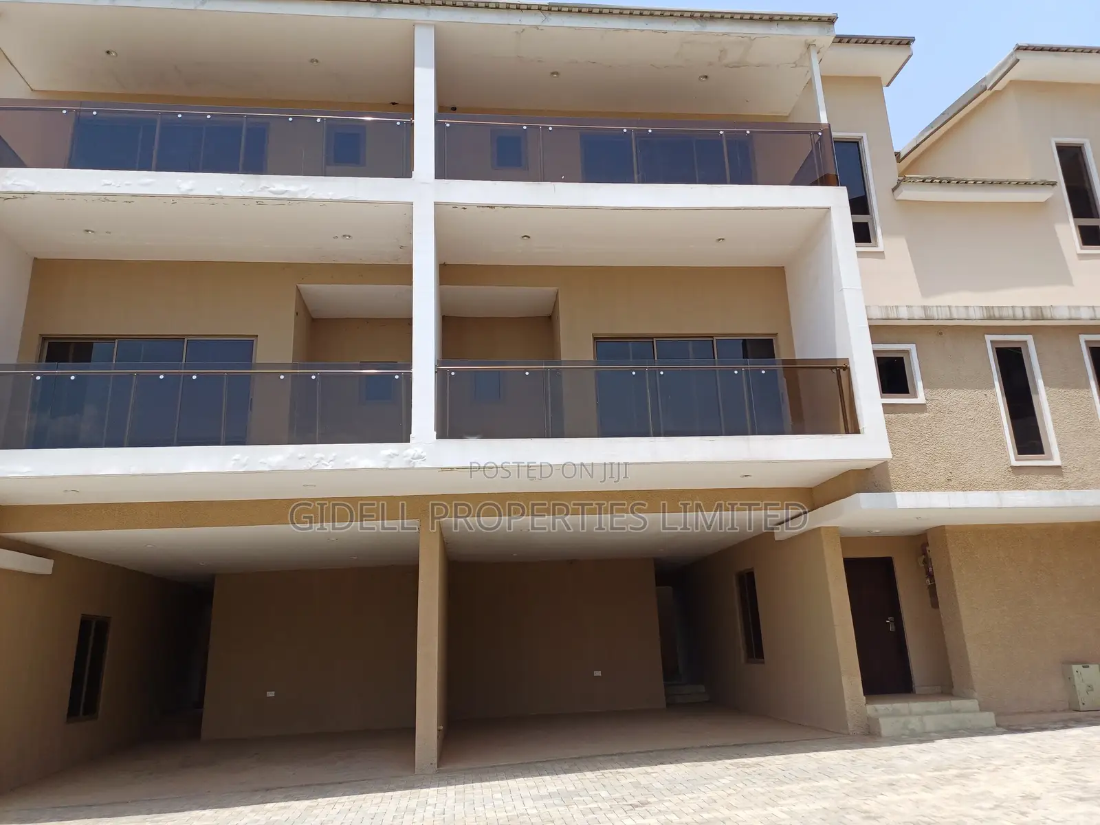 4bdrm Townhouse/Terrace in Guzape District for sale in Guzape District