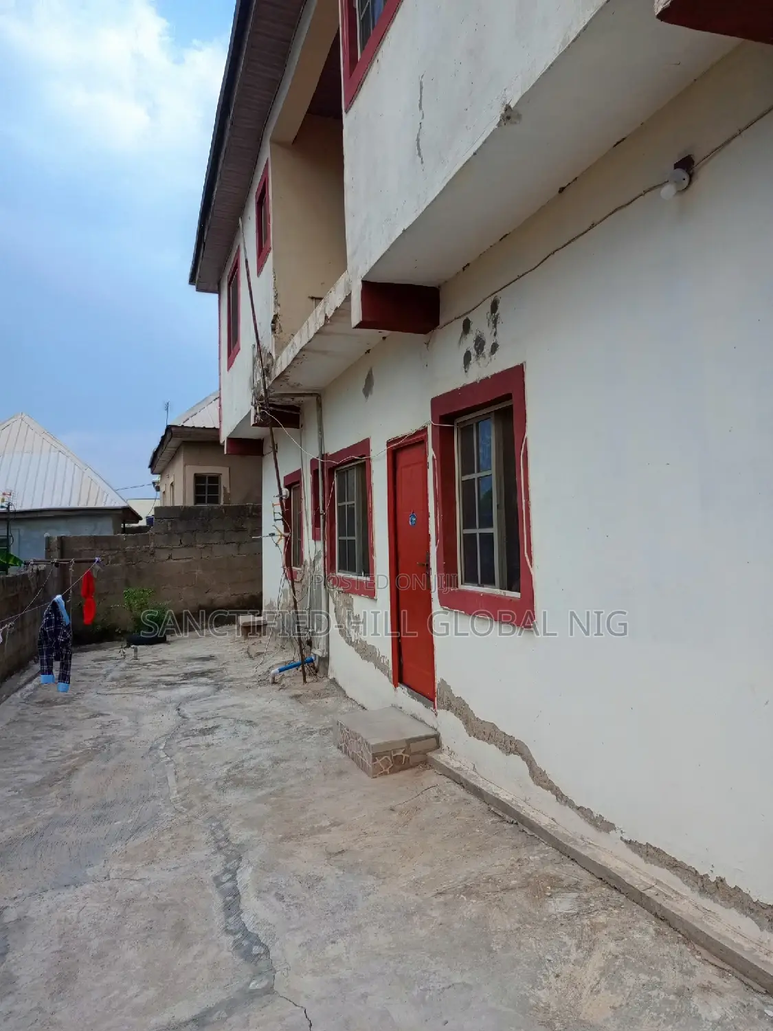4bdrm House in Back Of God Of for sale in Karu