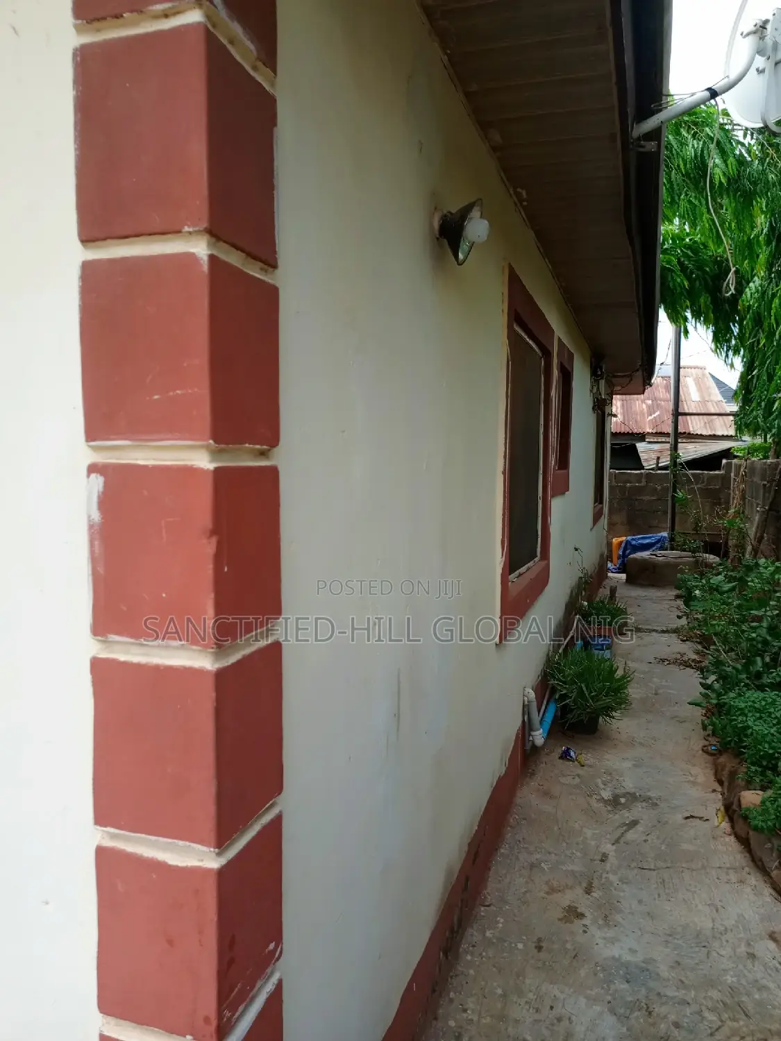 4bdrm House in Back Of God Of for sale in Karu