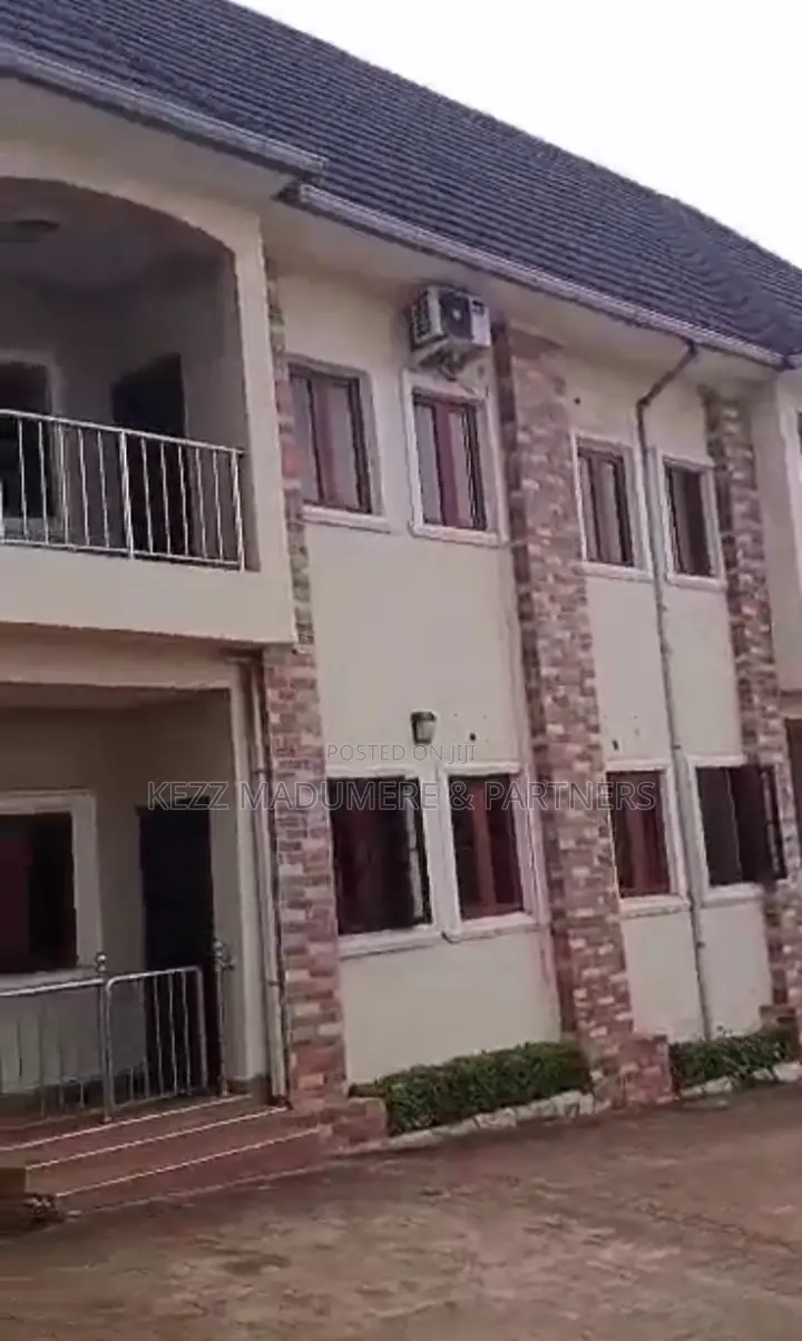 8bdrm Block of Flats in Near Ngozi Estate , for sale in Awka