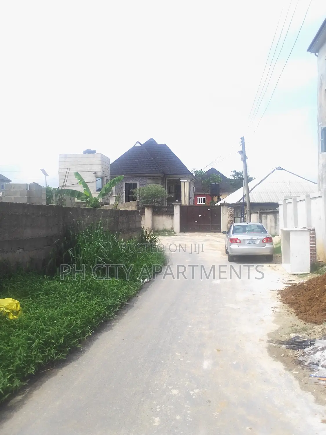 2bdrm Block of Flats in Radio Estate, Port-Harcourt for rent in Port-Harcourt