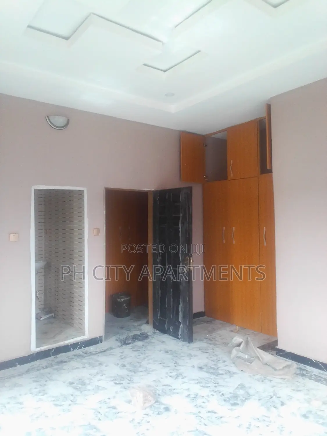 2bdrm Block of Flats in Radio Estate, Port-Harcourt for rent in Port-Harcourt