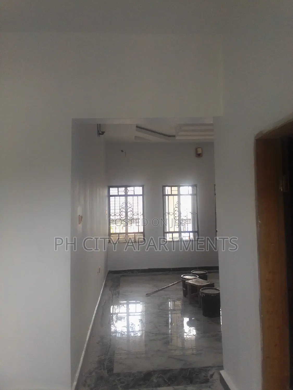 2bdrm Block of Flats in Radio Estate, Port-Harcourt for rent in Port-Harcourt