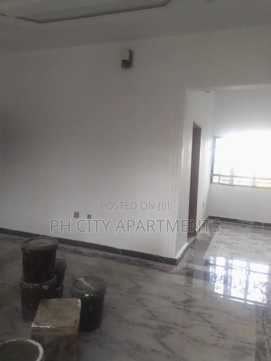 2bdrm Block of Flats in Radio Estate, Port-Harcourt for rent in Port-Harcourt