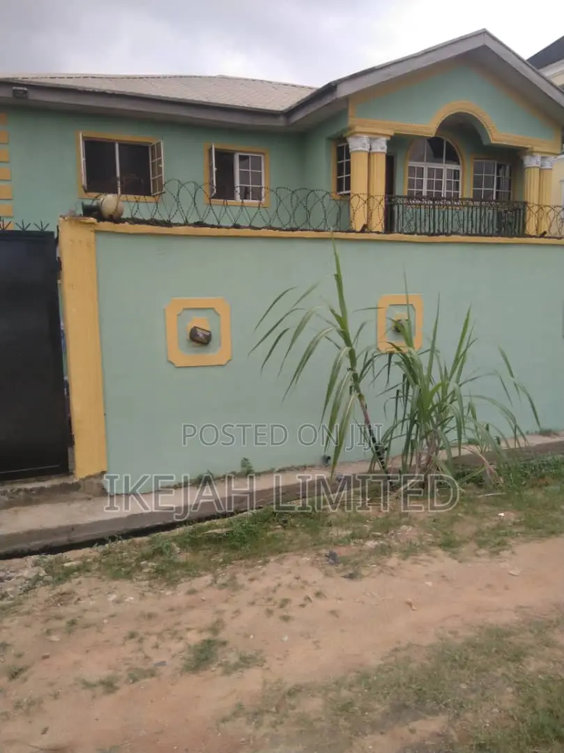 3bdrm Block of Flats in Landcept Properties, Omole Phase 2 for sale in Omole Phase 2