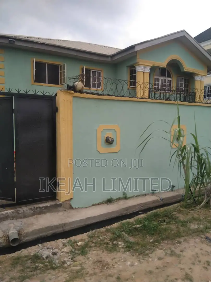 3bdrm Block of Flats in Landcept Properties, Omole Phase 2 for sale in Omole Phase 2