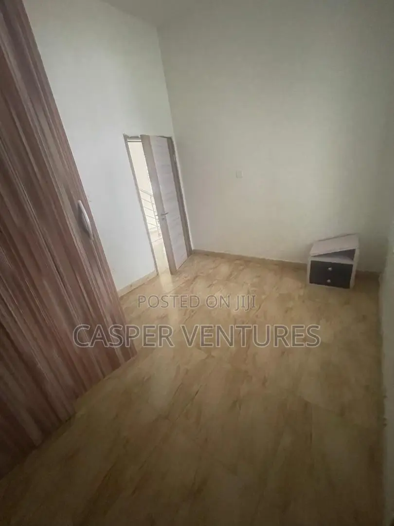 1bdrm Shared Apartment in Van Daniel’S, Lekki Phase 2 for rent in Lekki Phase 2