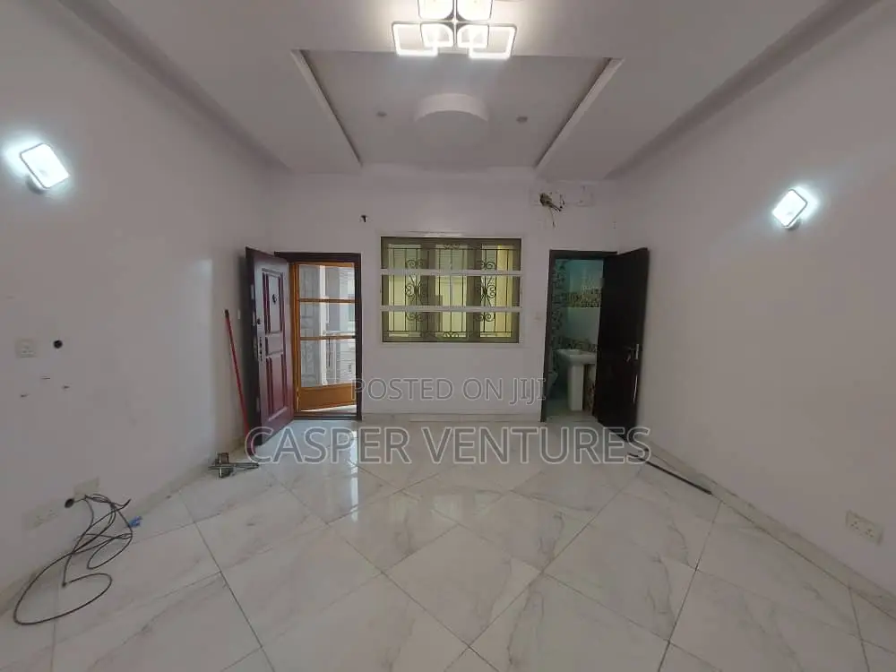 2bdrm Apartment in Chevron for rent in Chevron