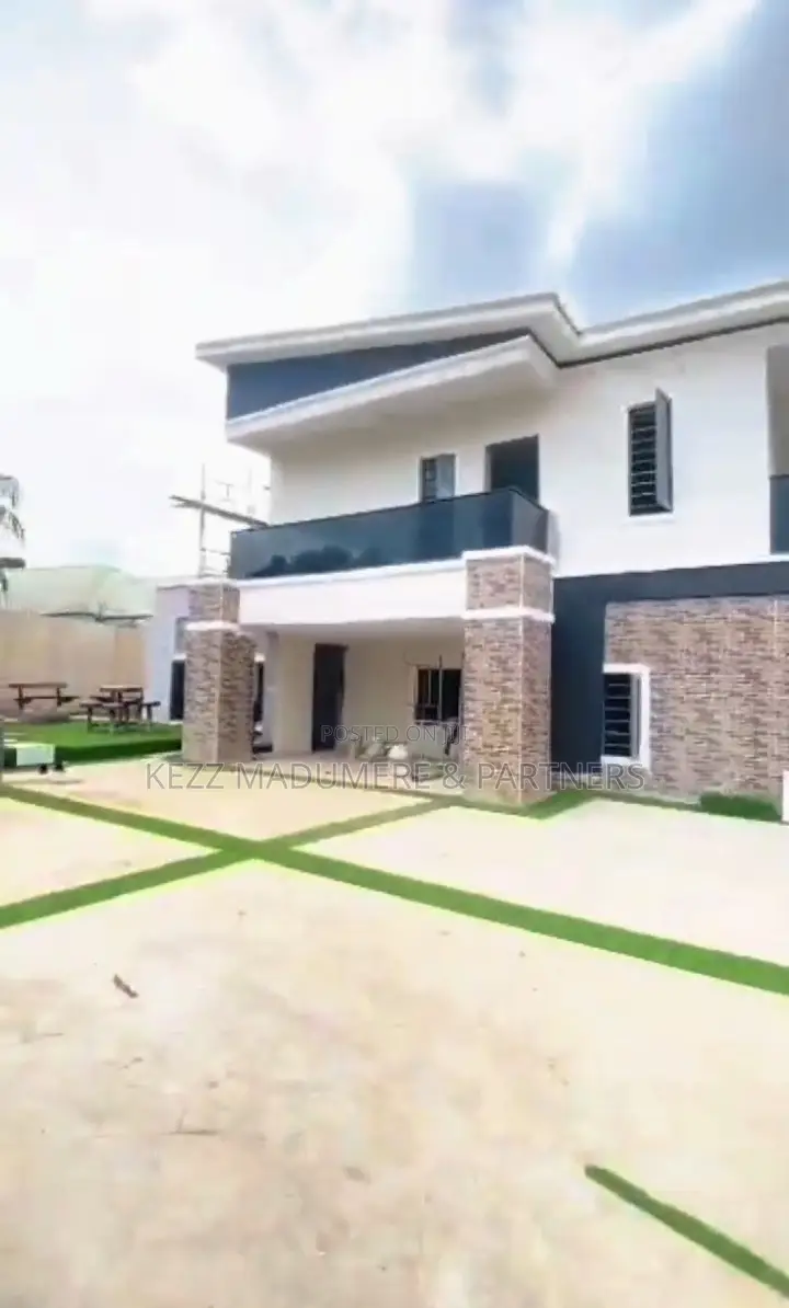 6bdrm Duplex in New Gra , Enugu , for sale in Enugu