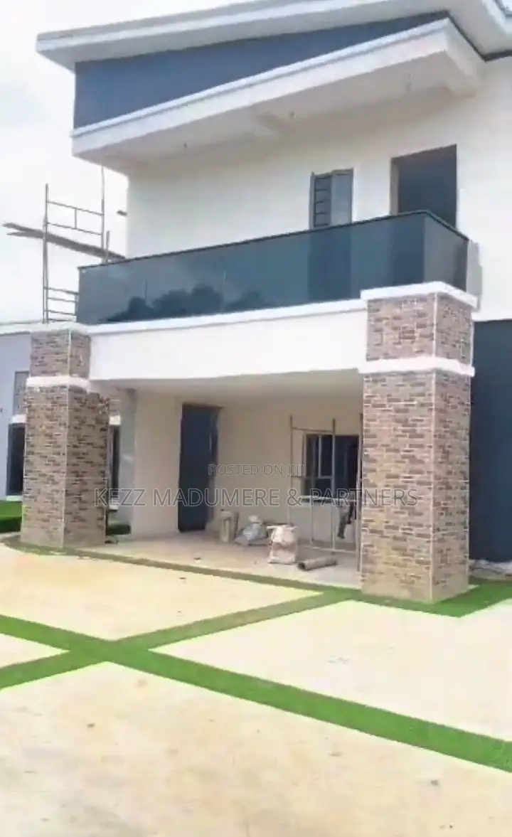 6bdrm Duplex in New Gra , Enugu , for sale in Enugu