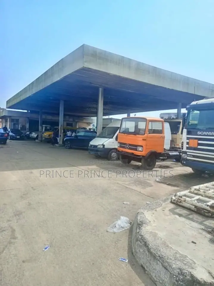 Title: Registered Deed and Certified by DPR. in Surulere