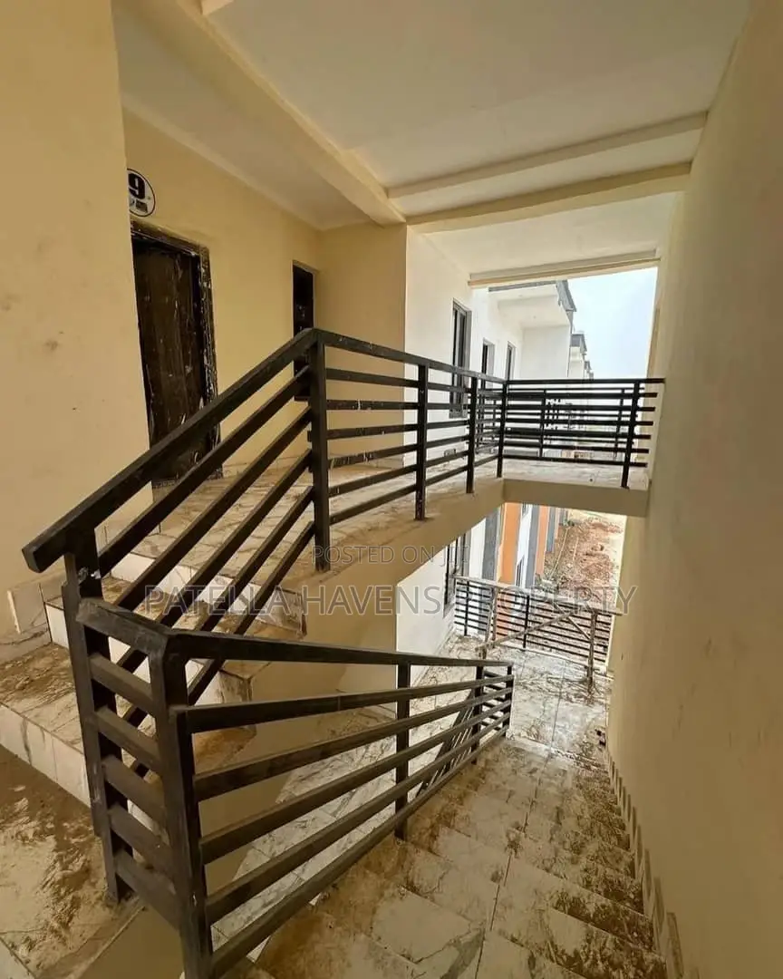 Spacious 4 Bedroom Flat(2nd Floor) in Guzape District