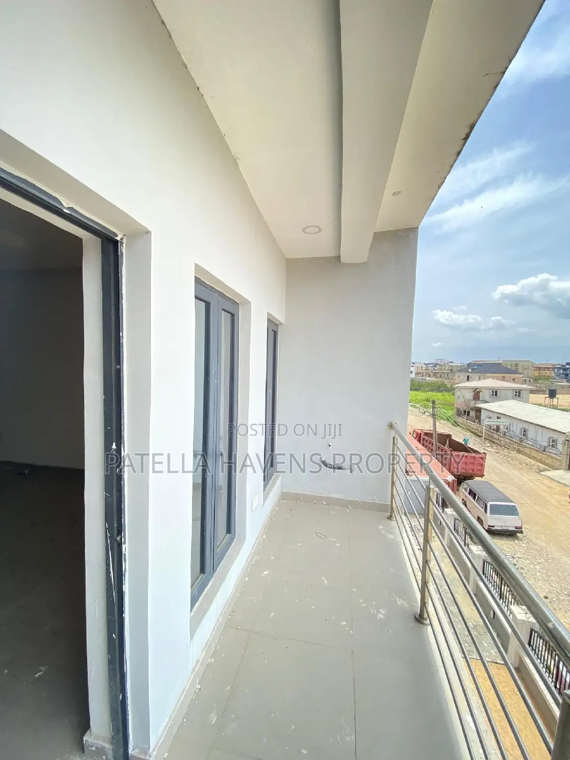 Spacious 4 Bedroom Flat(2nd Floor) in Guzape District