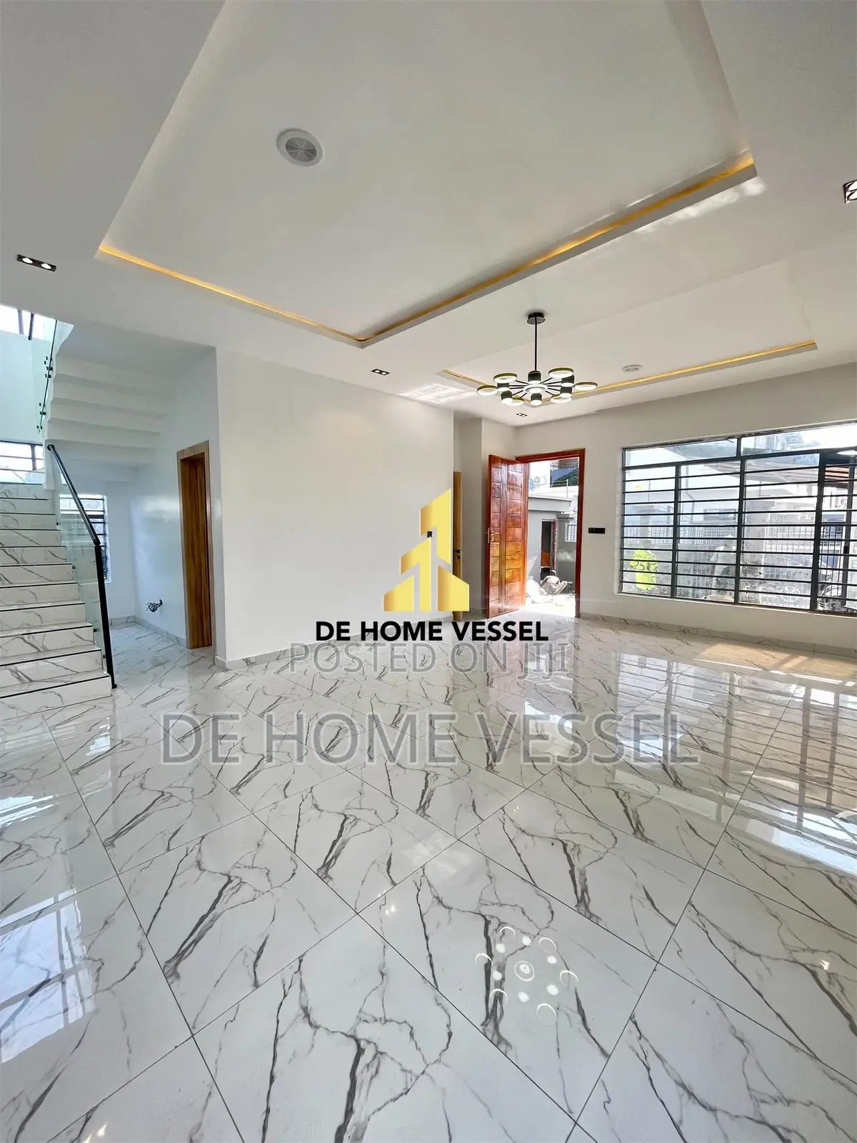 5bdrm Duplex in Lekki for sale in Lekki