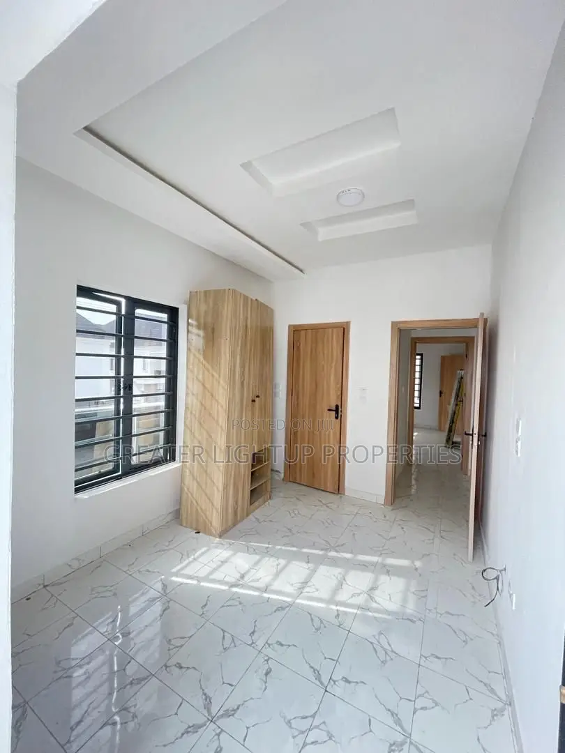 Furnished 2bdrm Apartment in Vgc, Ajah for sale in Ajah