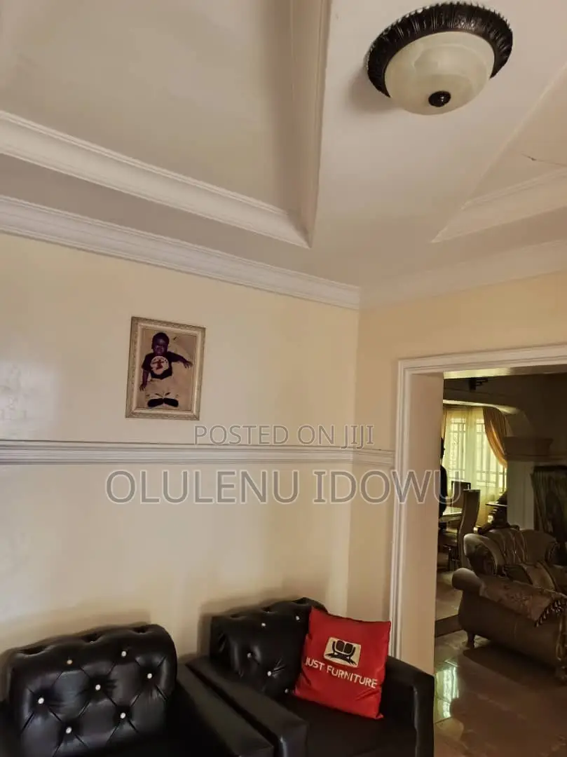 Furnished 5bdrm Duplex in Alimosho for sale in Alimosho