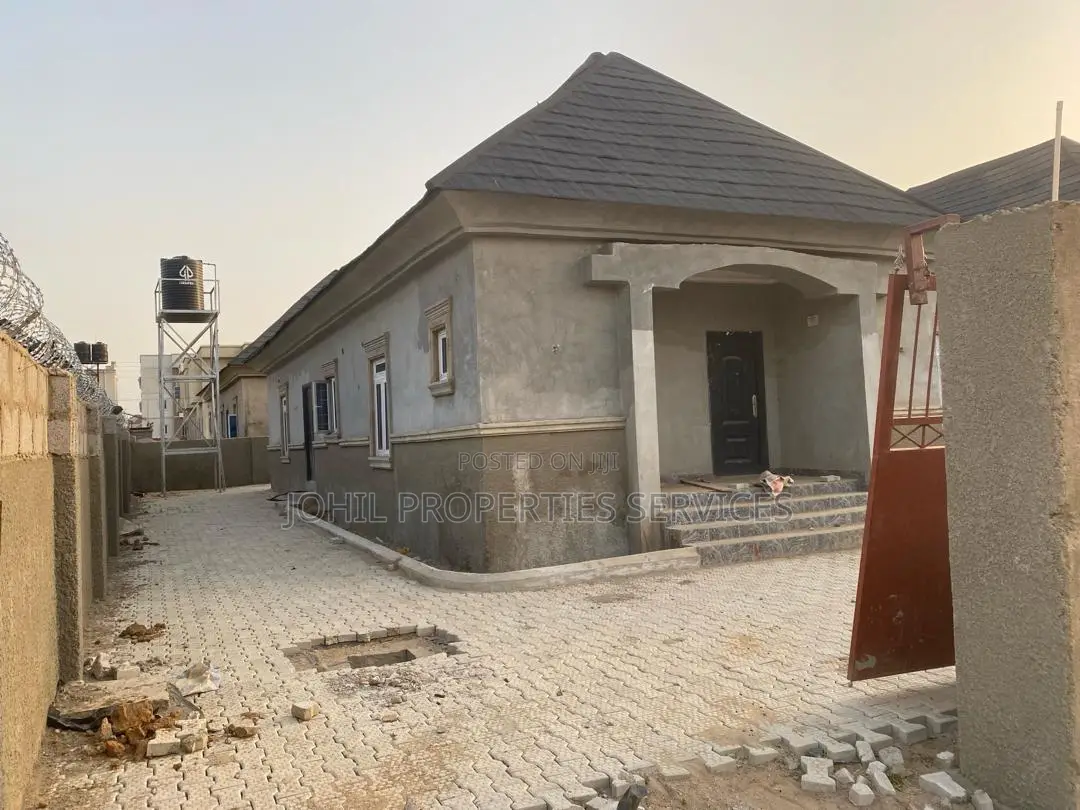 3bdrm Bungalow in Apo District for sale in Apo District
