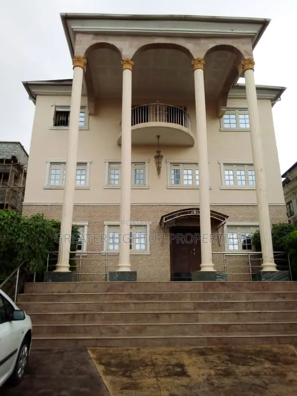Furnished 6bdrm Mansion in Gwarinpa for sale in Gwarinpa