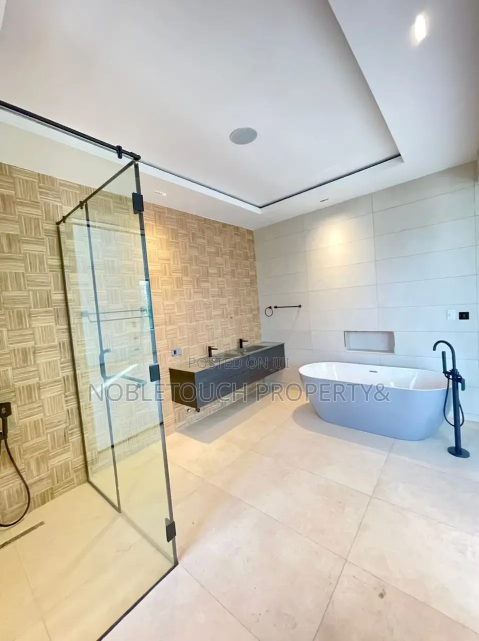 5bdrm Duplex in Ikoyi Lagos, Banana Island for sale in Banana Island