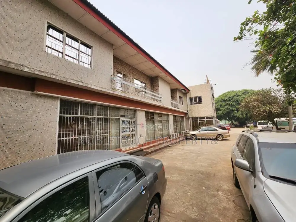 Block of Flats on 3acres at Ikeja Lagos in Ikeja