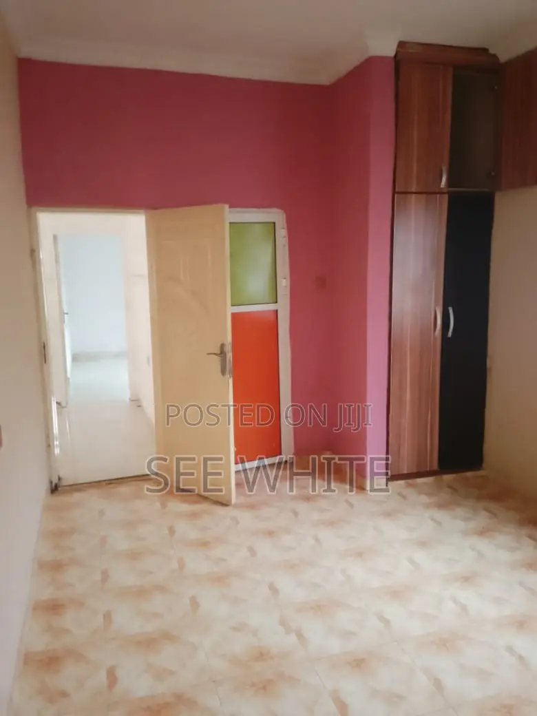 2bedroom Flat for Shortlet in Satellite Town