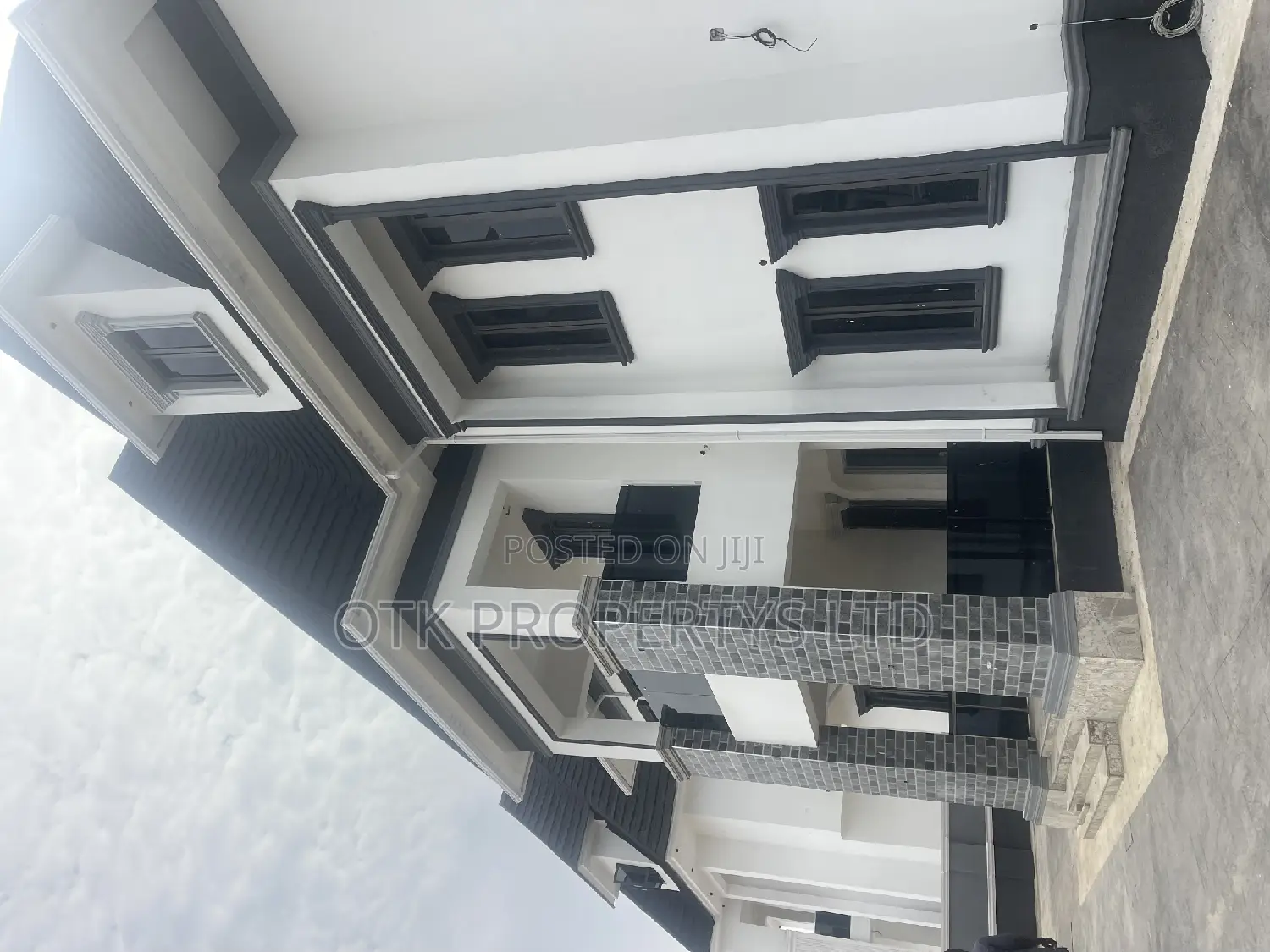 8bdrm Duplex in Efab Metropolis, Gwarinpa for sale in Gwarinpa