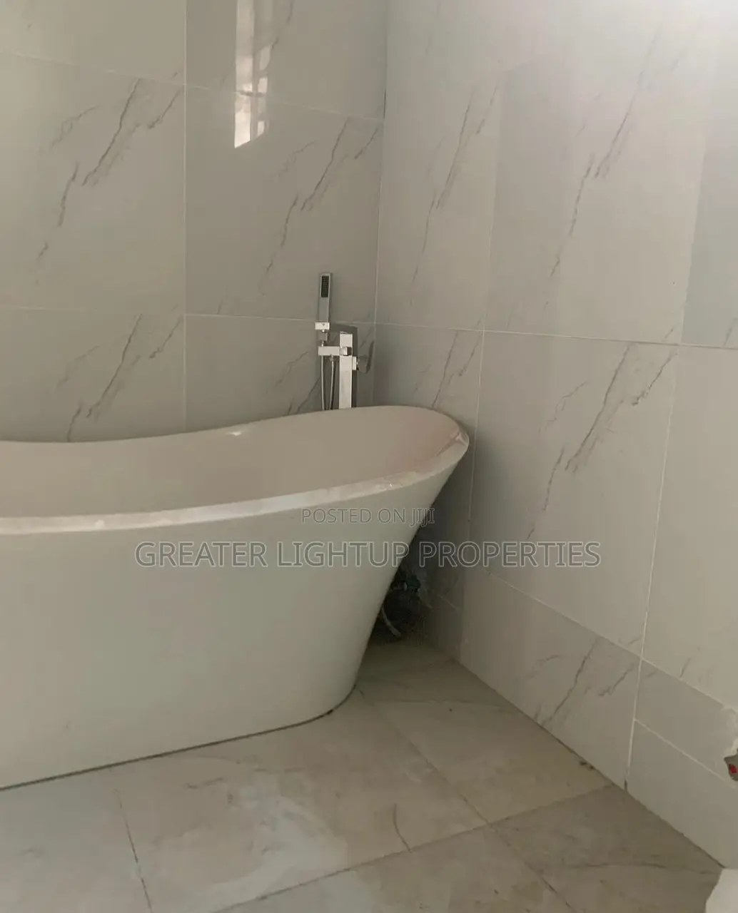 Furnished 4bdrm Duplex in Happyland Estate for sale in Ajah