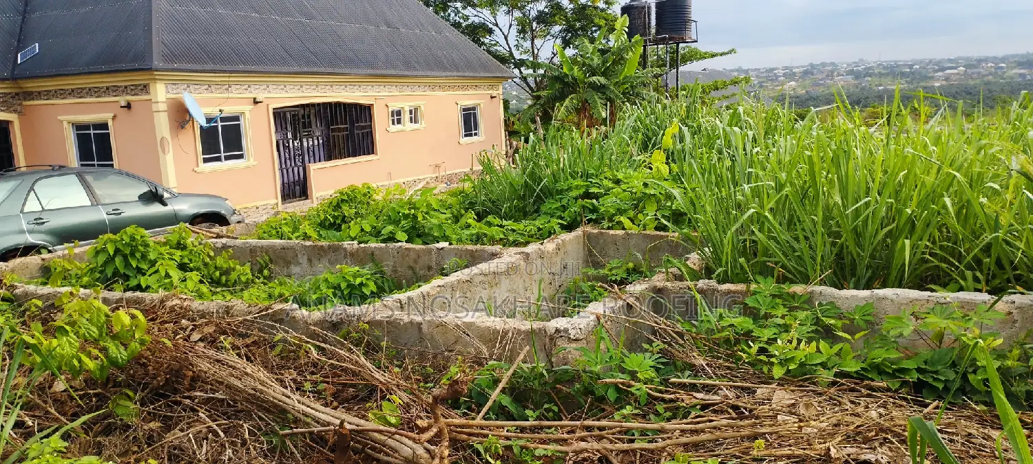 5bdrm Block of Flats in Obah Community, Benin City for sale in Benin City