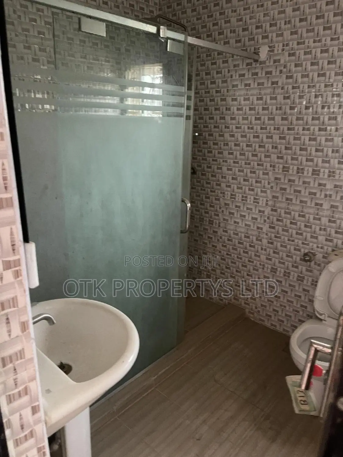 3bdrm Block of Flats in Efab Metropolis, Gwarinpa for rent in Gwarinpa