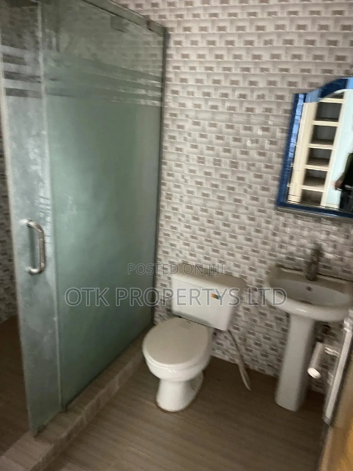 3bdrm Block of Flats in Efab Metropolis, Gwarinpa for rent in Gwarinpa
